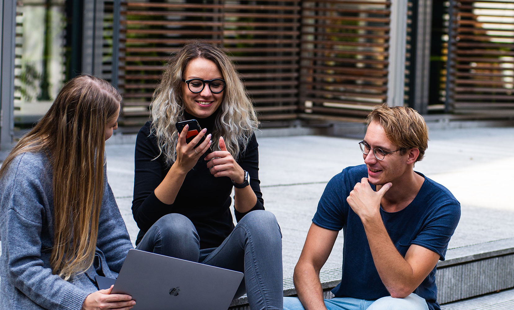 loyalrewards-young-people-footer
